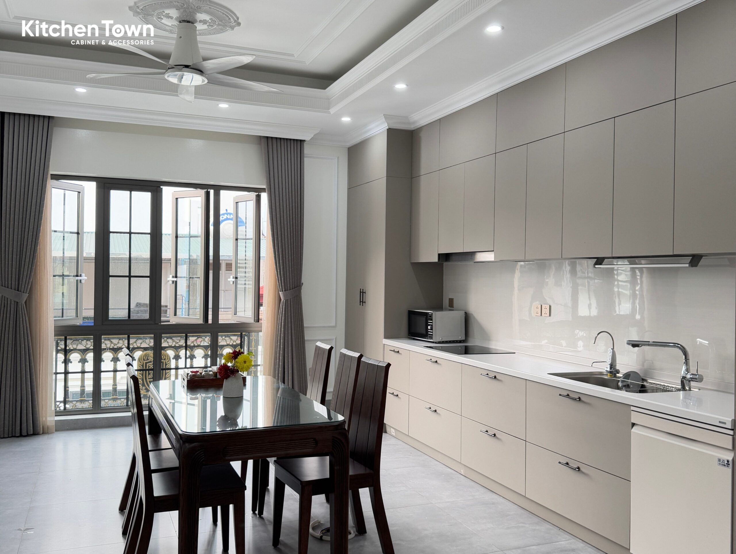 Dự án tủ bếp chữ i tại Hà Đông - Hà Nội 4 scaled