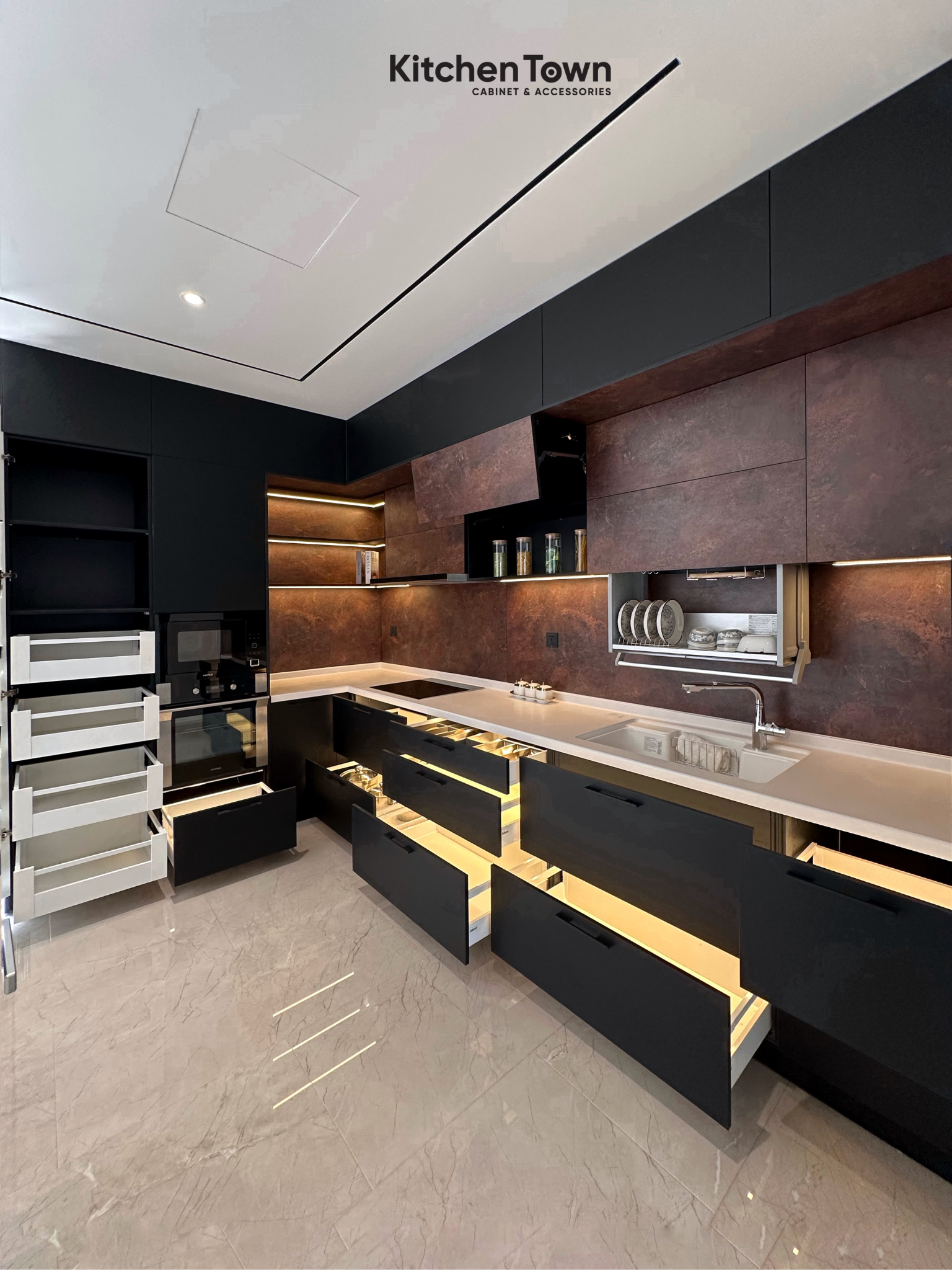 Dự án tủ bếp hợp kim nhà phố tông đen đẳng cấp tại Hải Dương 444