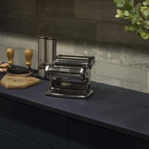 Đá mặt bếp cao cấp khổ lớn với bề mặt sần tự nhiên như da - Ultra Surface Ultra Surface 6