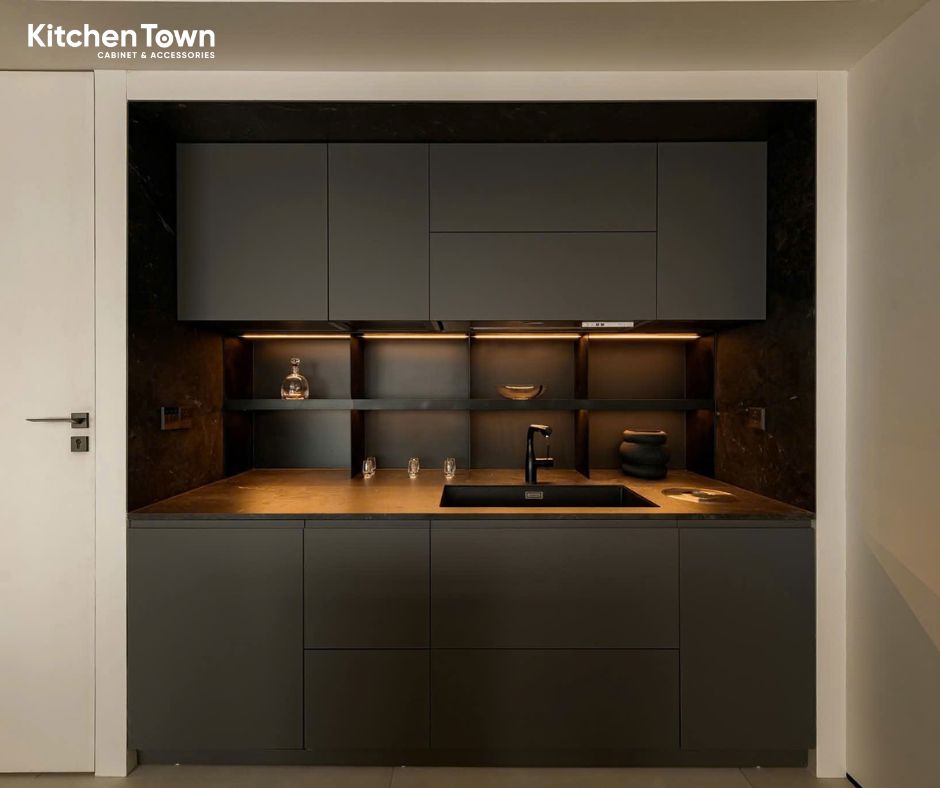 Dự án tủ bếp bản đảo Hoàng Thành - Hà Nội kitchen town6