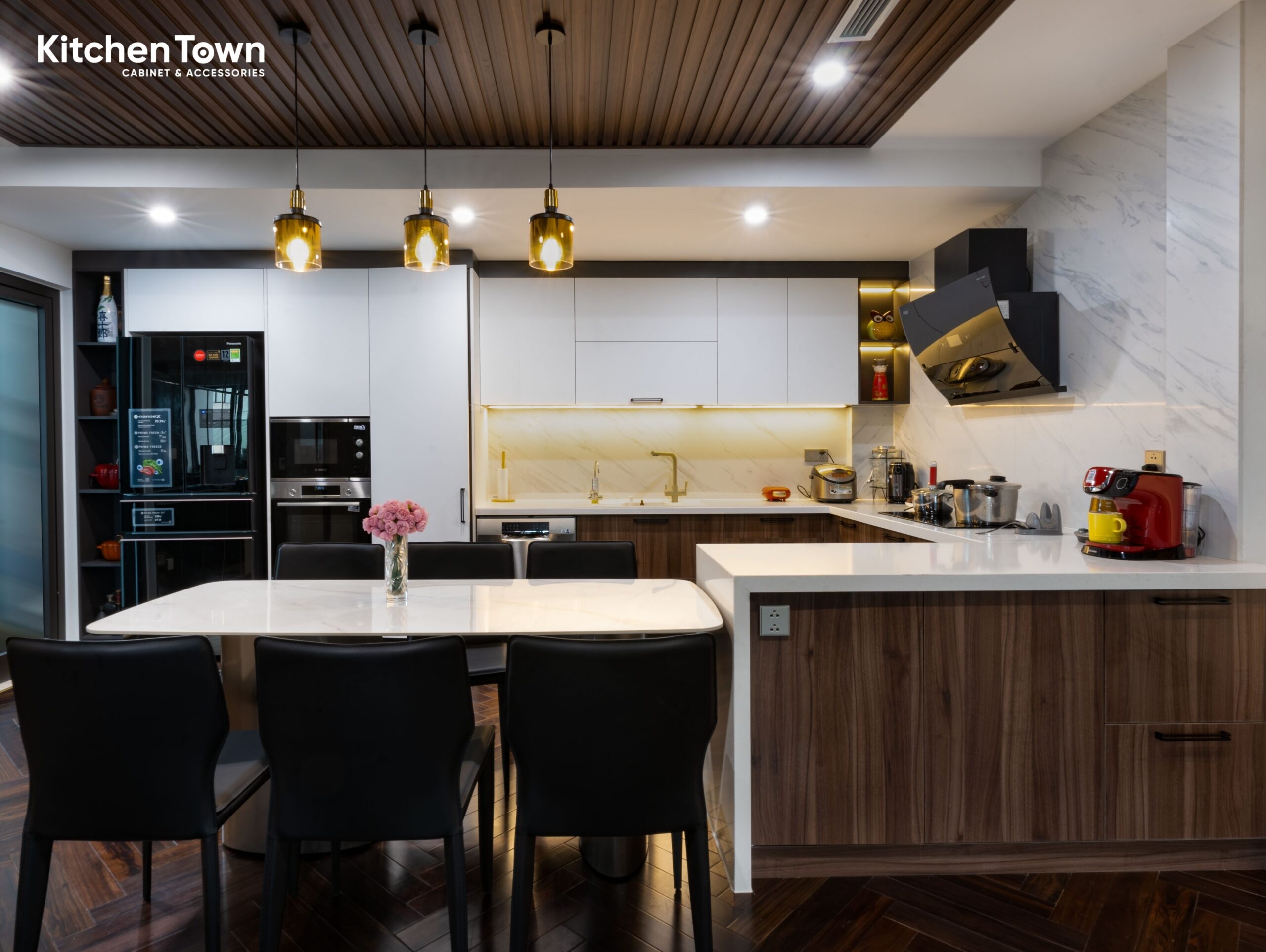 Dự án tủ bếp chữ U tại Lê Thánh Tông - Hà Nội tb chu u 4.jpg scaled