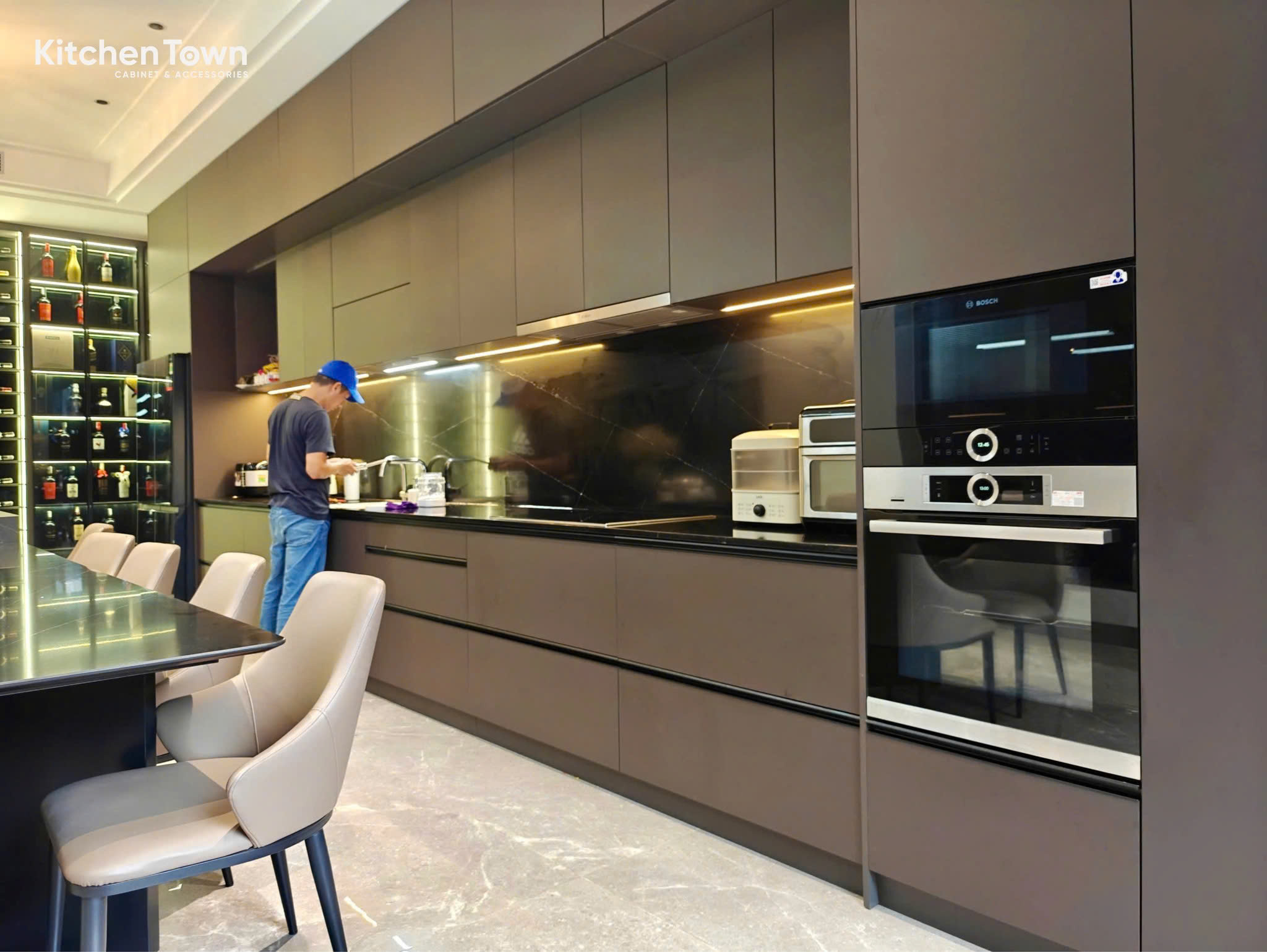 Dự án tủ bếp Velacucina - Hồ Chí Minh z7149867796891 43e9233948aad173db3c7d9119d7ab17