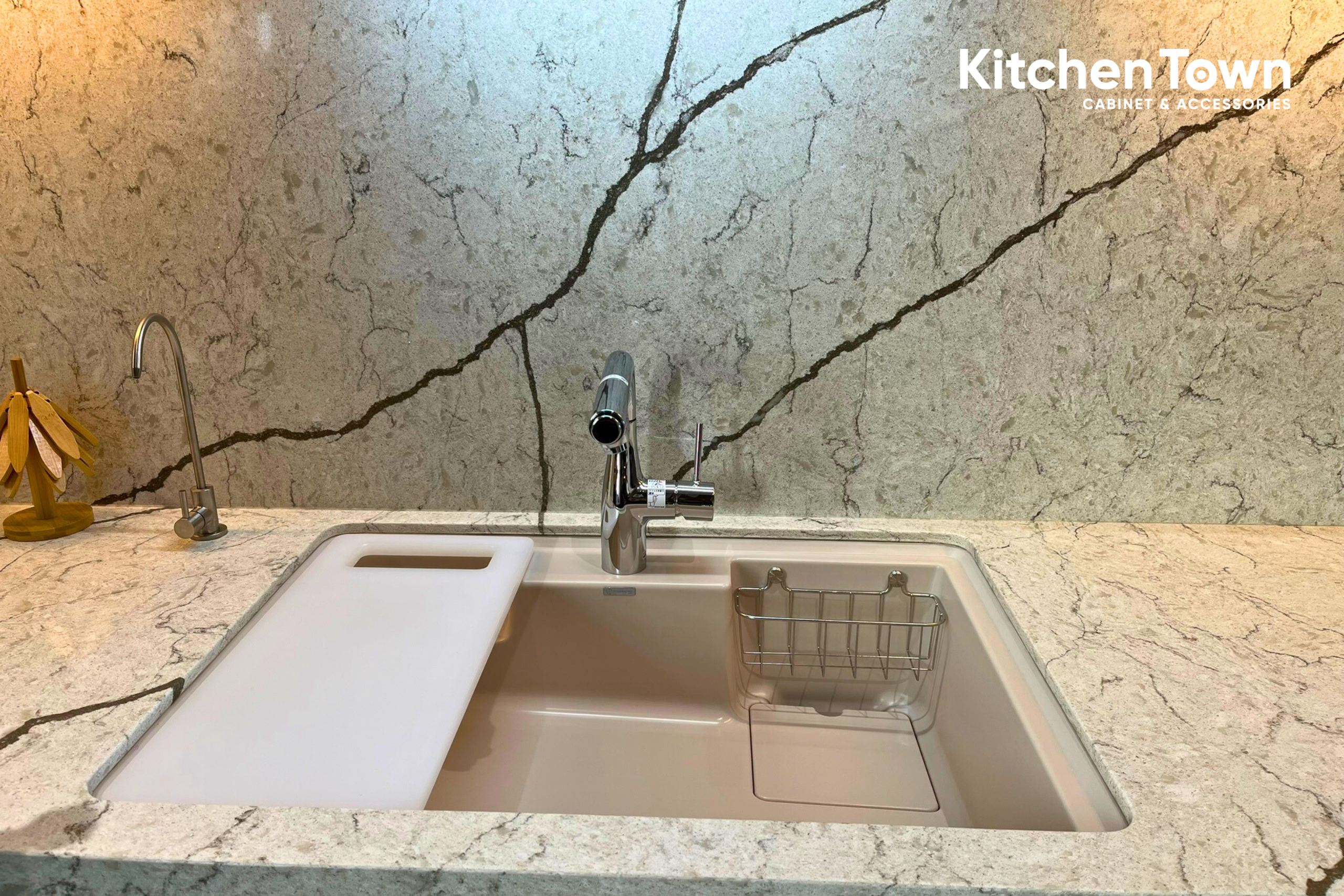 Dự án tủ bếp chữ L nhà phố Him Lam - Thường Tín Anh KitchenTown ngang 10