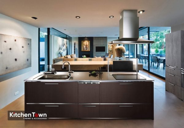 7 vật liệu mặt bàn bếp được ưa chuộng precious comfort 600x420 1