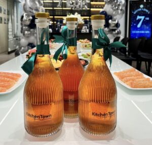 Rượu mơ - Công thức ngâm Rượu mơ chuẩn vị. z7391963709818 224deee5a2965e6f4aad4142547c62bd