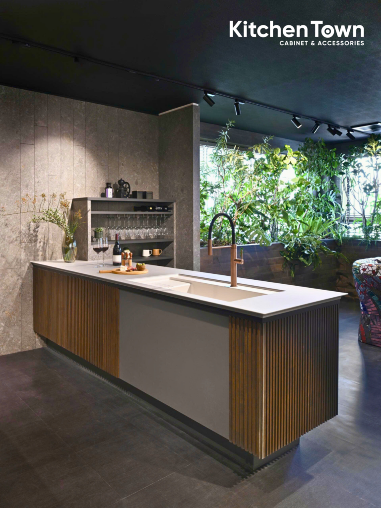 Đá bếp biên dạng mới - MARINE EDGE của YOSHIMOTO Anh KitchenTown doc 2 1