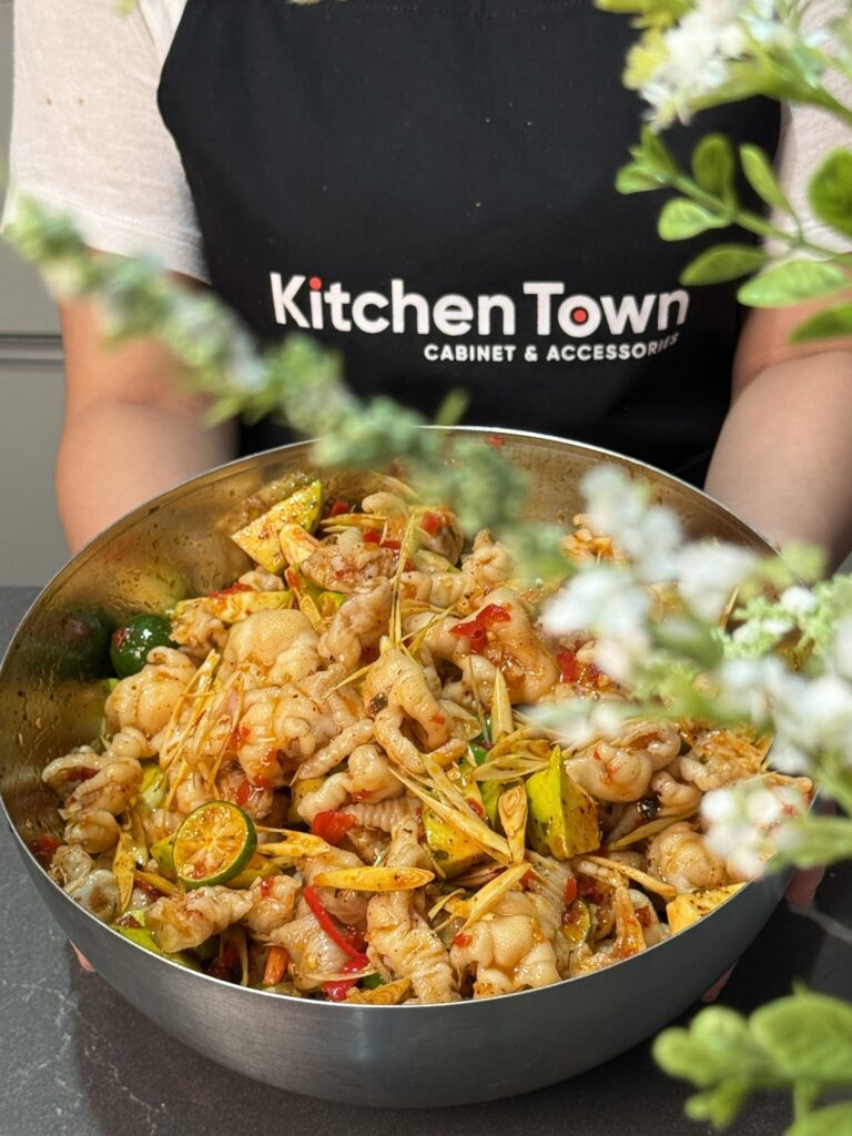 Chân gà sốt Thái - Công thức nước sốt Thái chua dịu, cay nhẹ, giòn ngon khó cưỡng. z7391892990108 1d3fc327360e42ea143a0efcd1e0208c