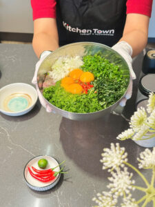 Chả Rươi - Cách chế biến để miếng chả giòn, béo ngậy mà không bị tanh. z7424458428751 0ab40f6c709cdaf1d9efaa7c19dbd72b