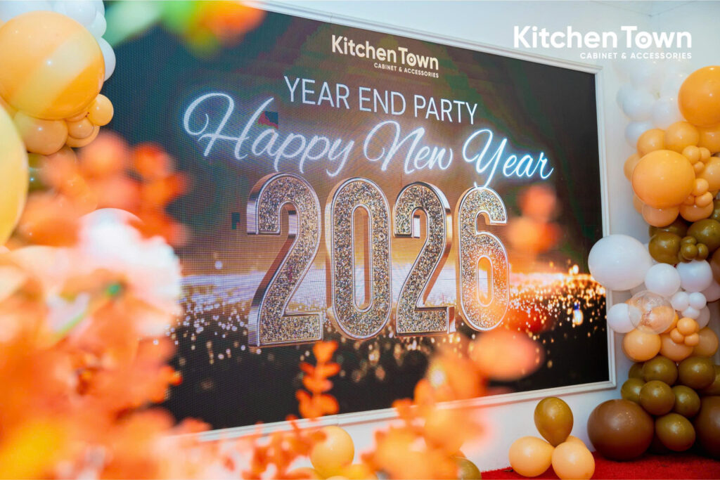 YEAR END PARTY z7507358638000 480d31615406a96bc20aec68421ffa9b