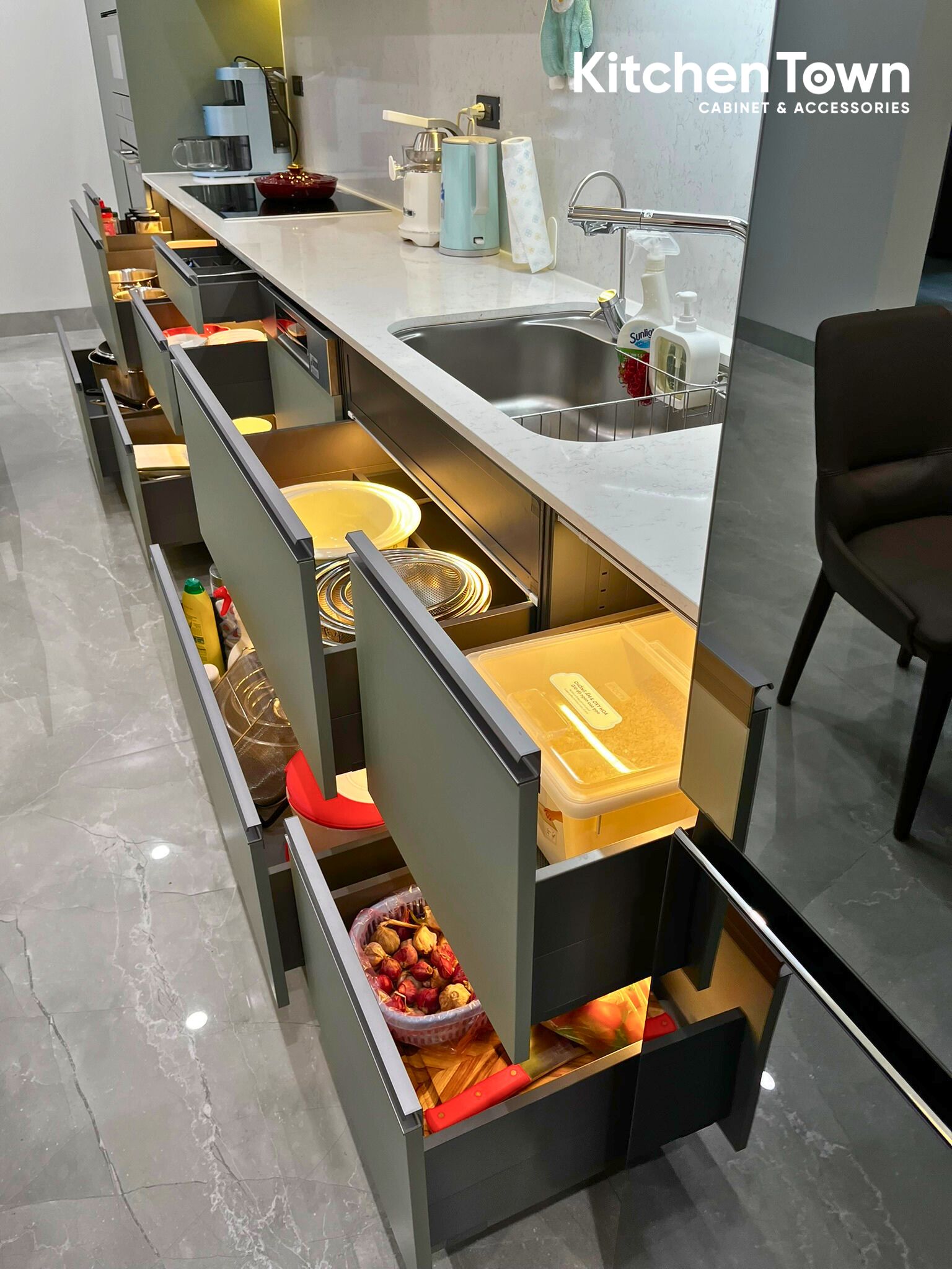 Dự án tủ bếp chữ i tại Đông Anh - Hà Nội tu bep DongAnh7